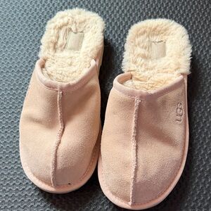 UGG Kids Blush Cozy Slippers